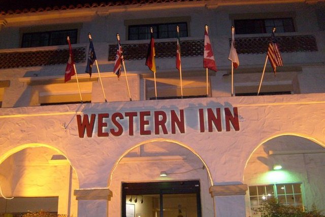 Western Inn-Old Town | 3889 Arista St, San Diego, CA 92110, USA | Phone: (619) 298-6888