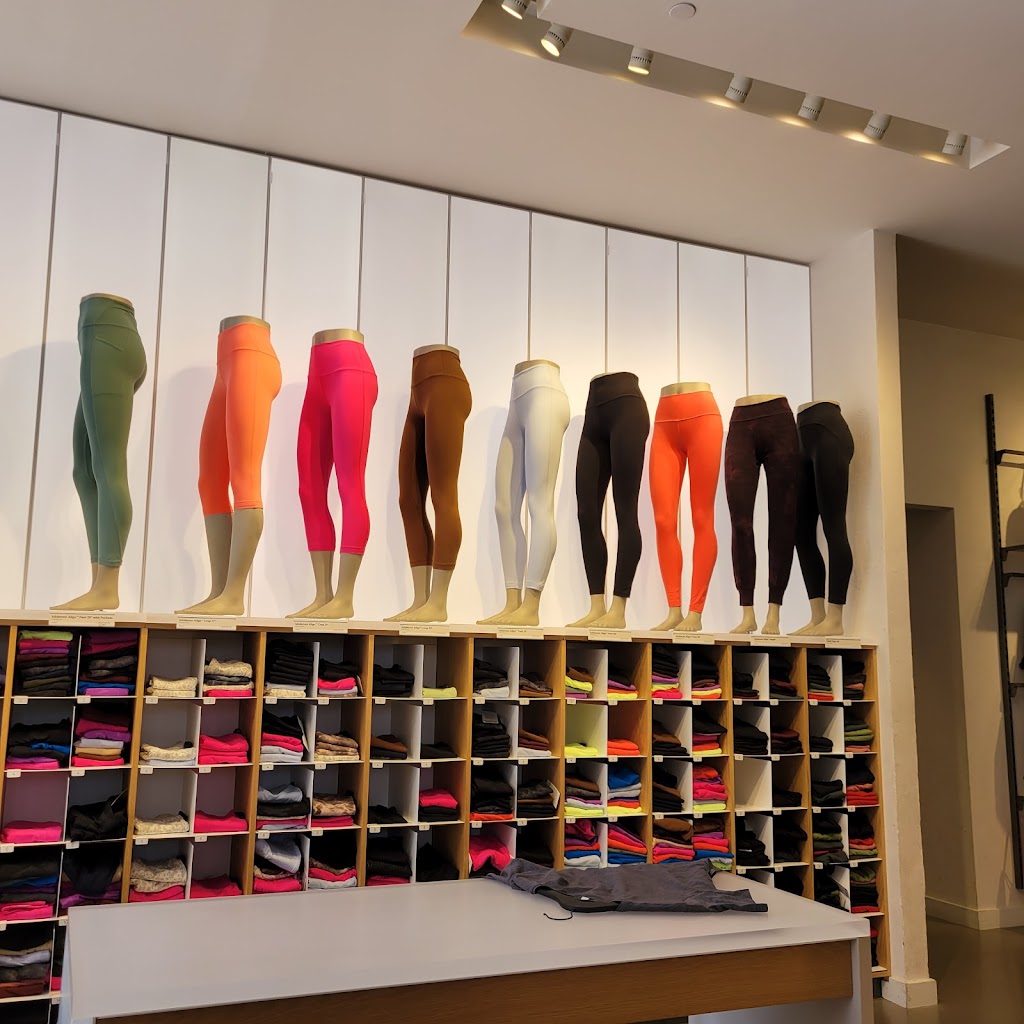 lululemon | 203 Newport Center Dr, Newport Beach, CA 92660, USA | Phone: (949) 749-4693