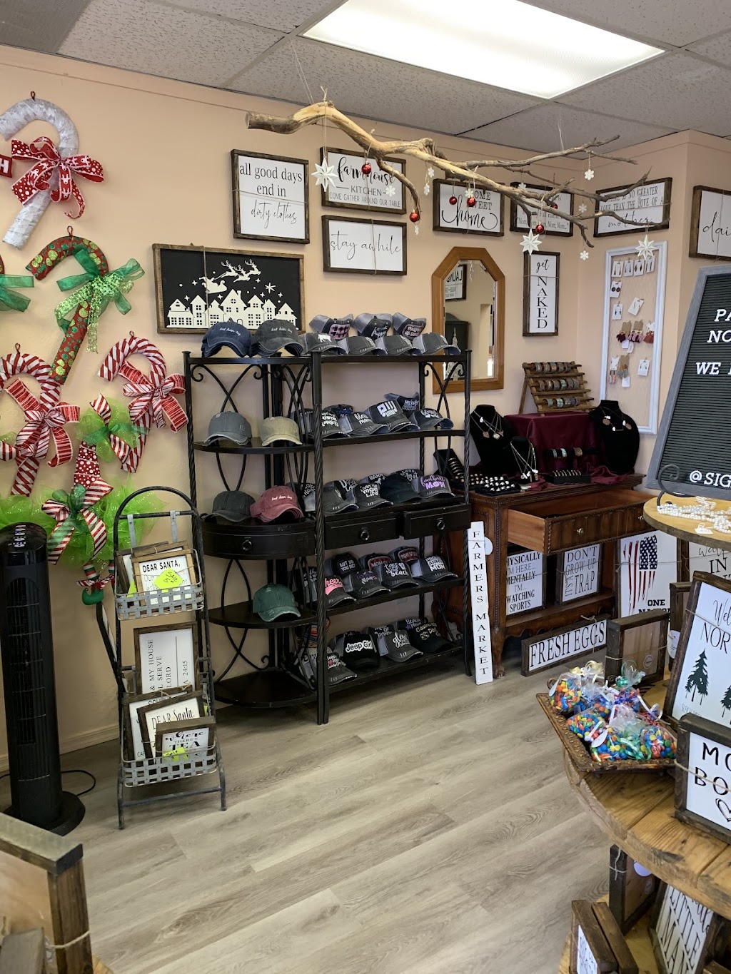 Prickly Pear Boutique | 13640 Sunland Gin Rd # 100, Arizona City, AZ 85123, USA | Phone: (520) 510-3668