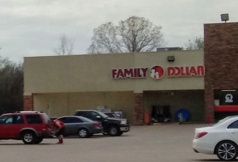 Family Dollar | 442 E Hwy 199, Springtown, TX 76082 | Phone: (817) 458-7836