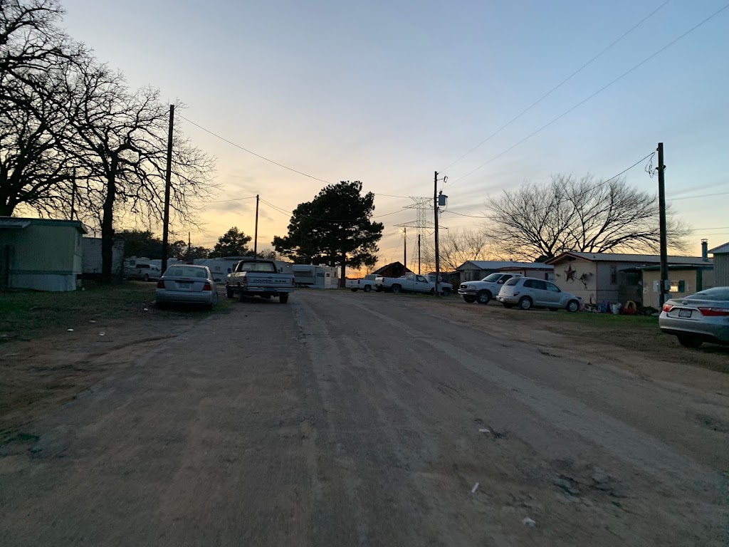 Ranch Oaks Mobile Home Park | 3308 FM2280 #32, Cleburne, TX 76031, USA | Phone: (682) 226-6681