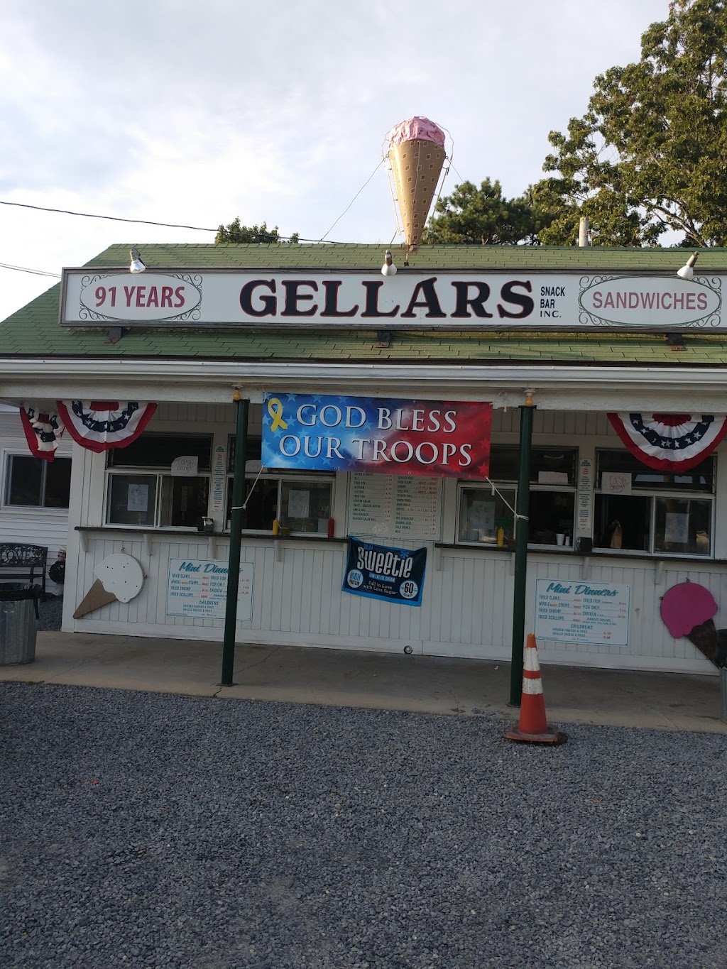 Gellars Snackbar | 506 State Rd, Plymouth, MA 02360, USA | Phone: (508) 224-2772