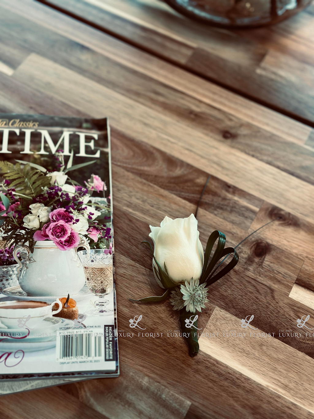 Luxury Florist | 37653 Five Mile Rd, Livonia, MI 48154, USA | Phone: (313) 818-8845