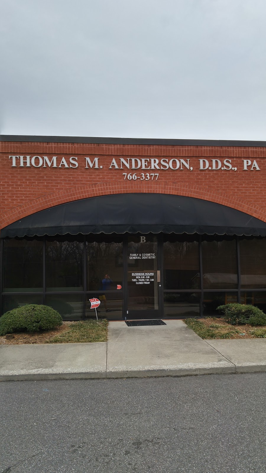 Thomas M. Anderson DDS | 2245 Lewisville Clemmons Rd b, Clemmons, NC 27012, USA | Phone: (336) 766-3377