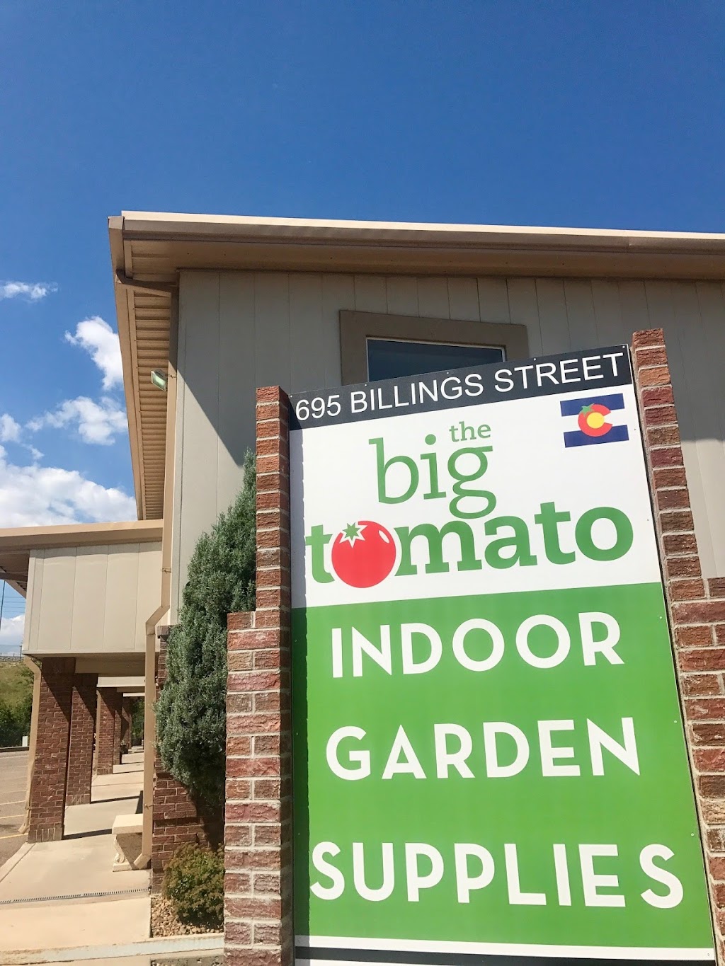 Big Tomato Superstore! Expanded location | 695 Billings St, Aurora, CO 80011, USA | Phone: (303) 364-4769