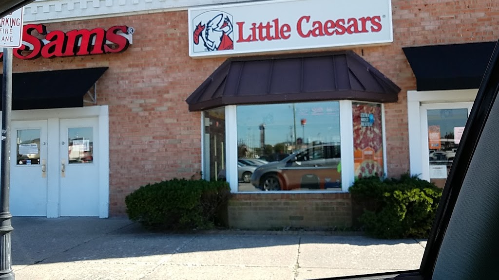 Little Caesars Pizza | 445 E 4th St, Hwy 44 E Ste 11, Shepherdsville, KY 40165, USA | Phone: (502) 543-0808