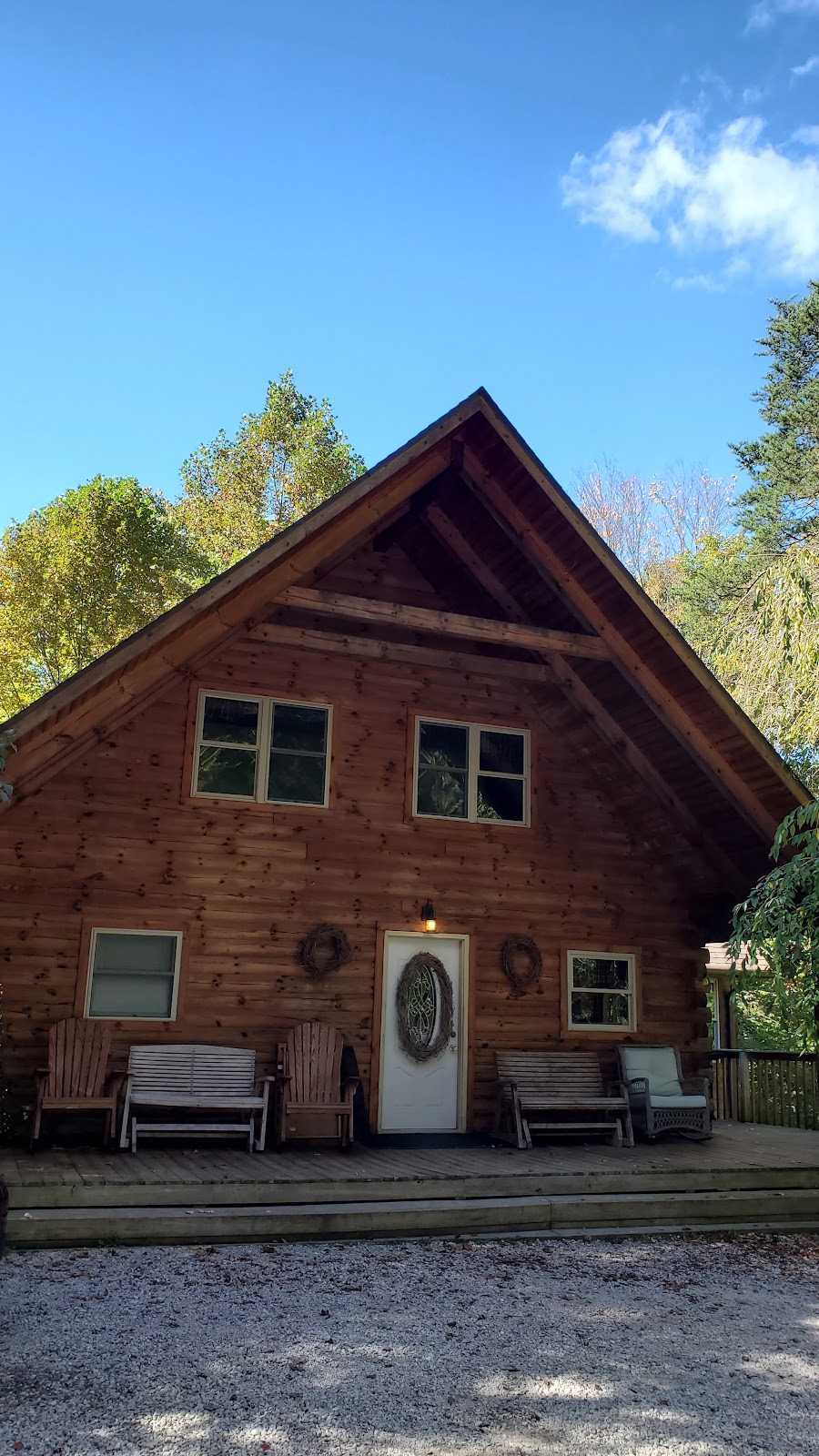 Cassadys Hilltop Cabins | 16851 OH-664, Logan, OH 43138, USA | Phone: (740) 380-2569