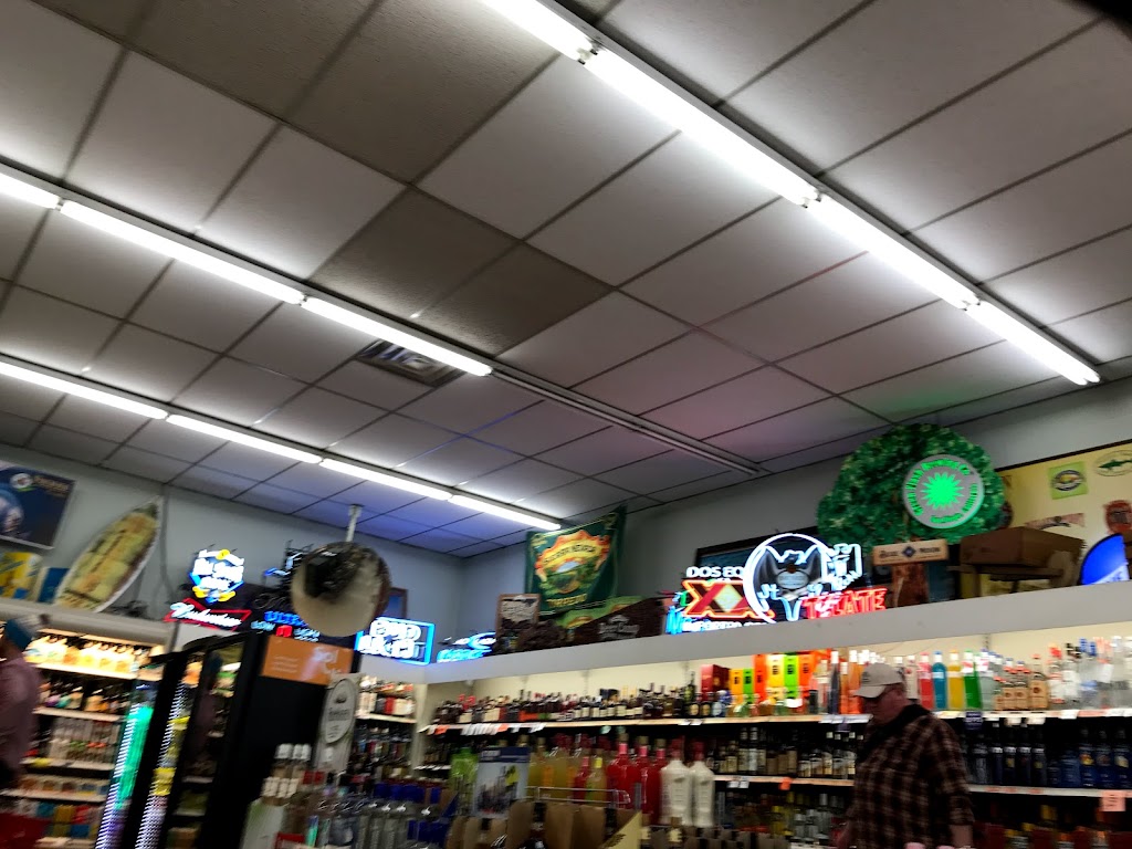 Red & White Superette Inc | 700 N Coast Hwy, Oceanside, CA 92054, USA | Phone: (760) 722-5557