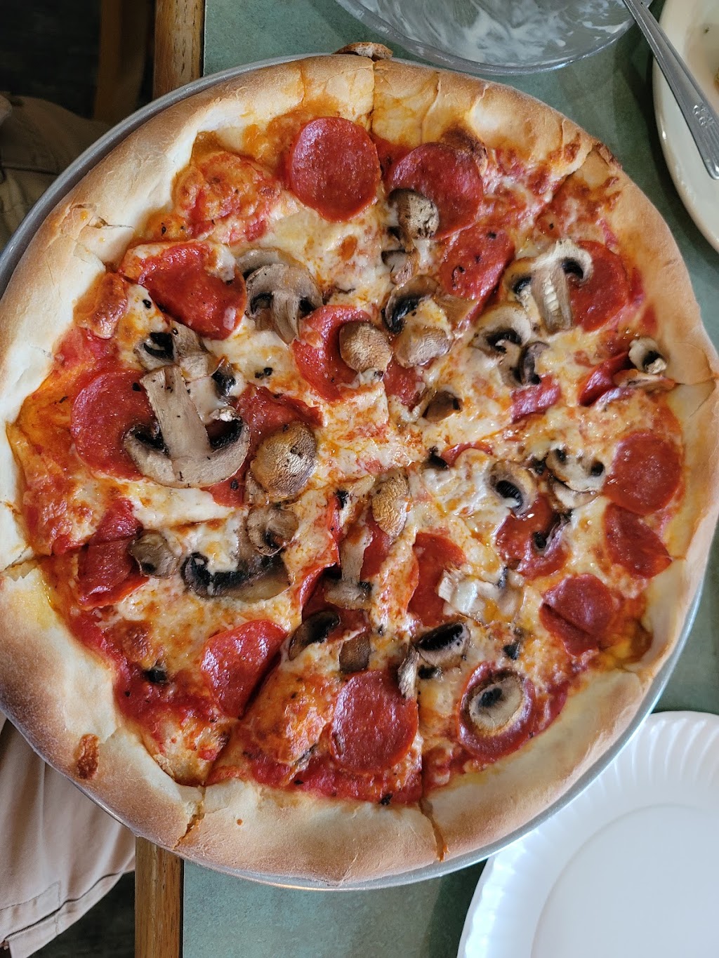 Joes Pizza Pasta & Subs | 4300 Matlock Rd Ste 100, Arlington, TX 76018, USA | Phone: (817) 468-2900
