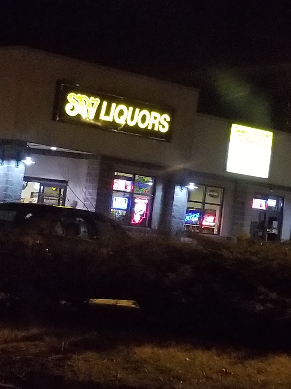 S&V Liquors New Haven | 301 IN-930, New Haven, IN 46774, USA | Phone: (260) 749-9433