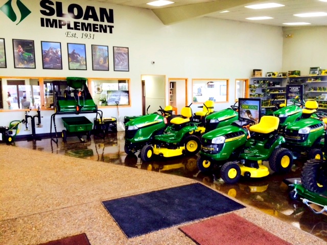 Sloan Implement | 18898 Shipman Rd, Carlinville, IL 62626, USA | Phone: (217) 854-3274