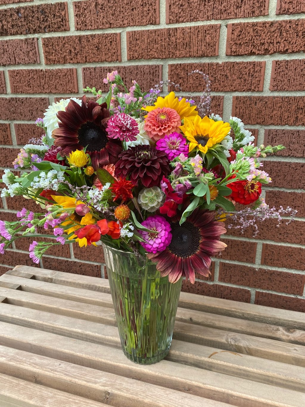 Woodland Acre Flowers | 3064 Woodland Rd, Akron, OH 44312, USA | Phone: (330) 687-4673