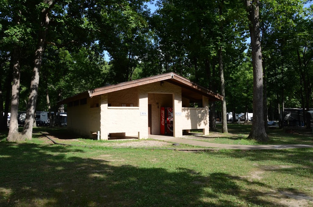Lake Lou Yaeger Campground | 3 Primitive Ln, Litchfield, IL 62056, USA | Phone: (217) 324-4771