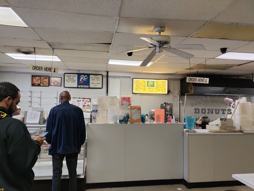 Old Fashioned Donuts | 11248 S Michigan Ave, Chicago, IL 60628, USA | Phone: (773) 995-7420