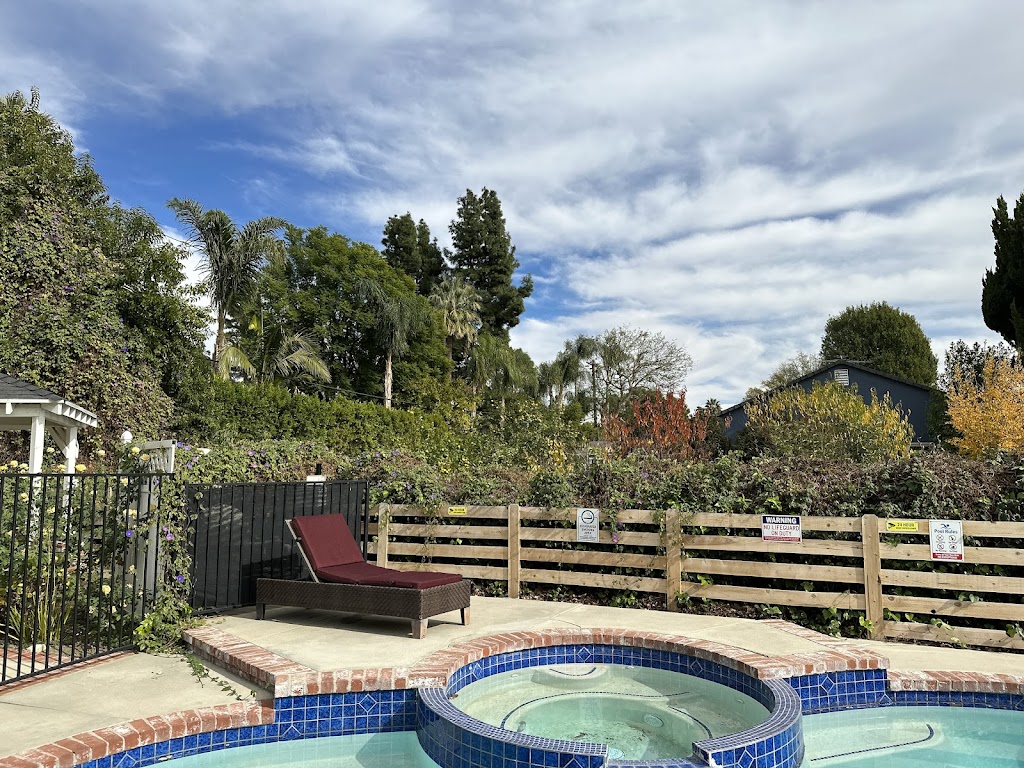 Sherwood Treatment Center | 8854 Zelzah Ave, Northridge, CA 91325, USA | Phone: (818) 626-9959