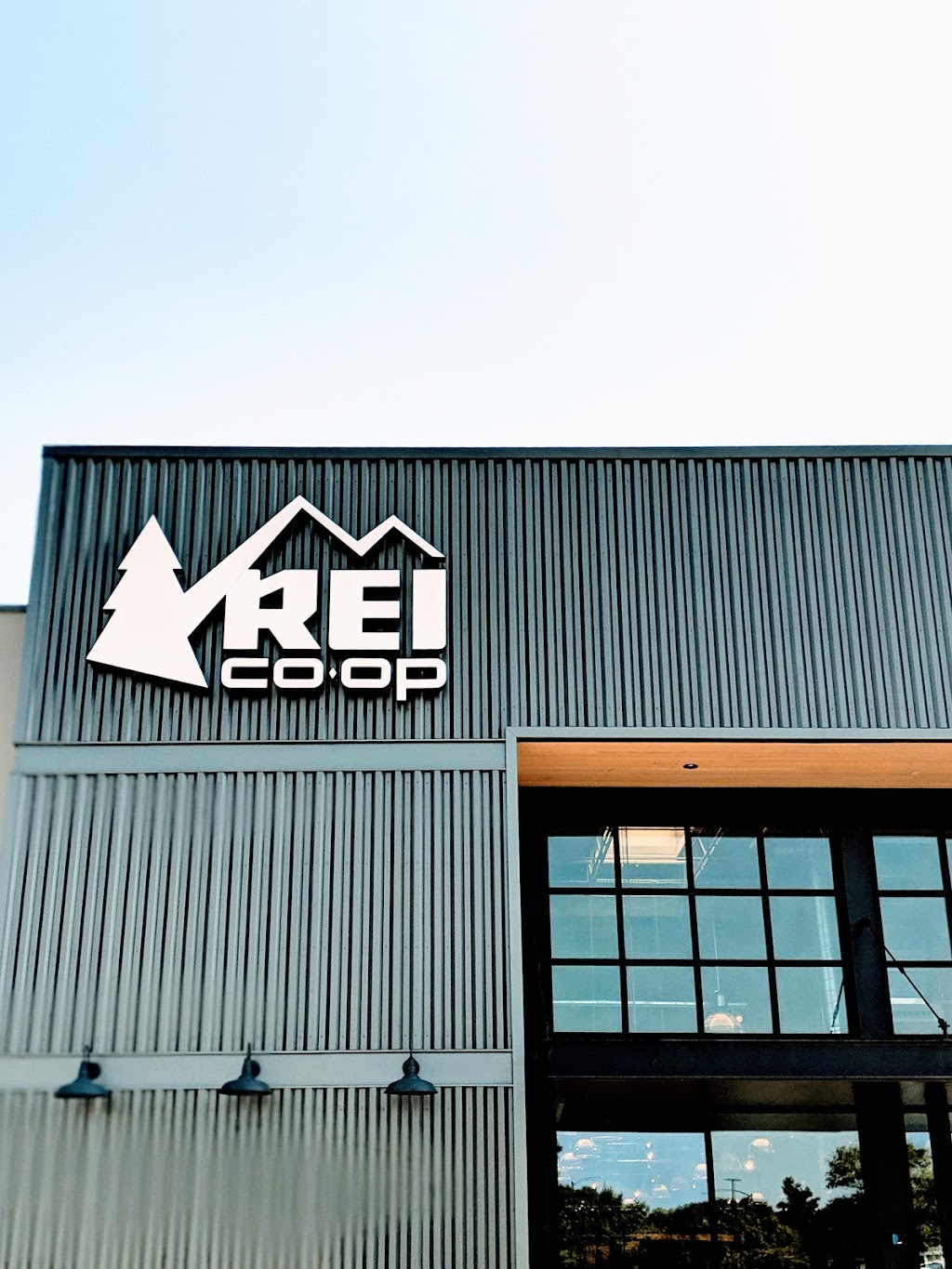 REI | 335 Summit Blvd, Birmingham, AL 35243, USA | Phone: (205) 967-1419