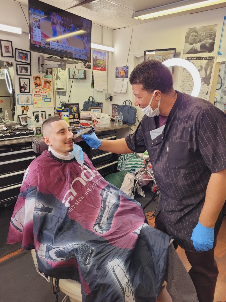 C Js Barber Shop | 17820 Hwy 99, Lynnwood, WA 98037, USA | Phone: (425) 787-7870