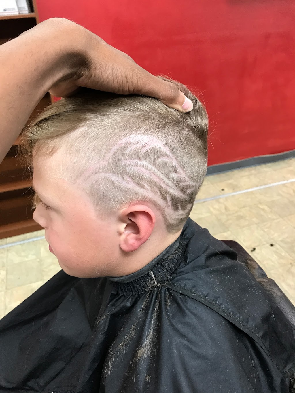 Unique Blends Barbershop | 351 Muldoon Rd Suite A, Anchorage, AK 99504, USA | Phone: (907) 868-1858