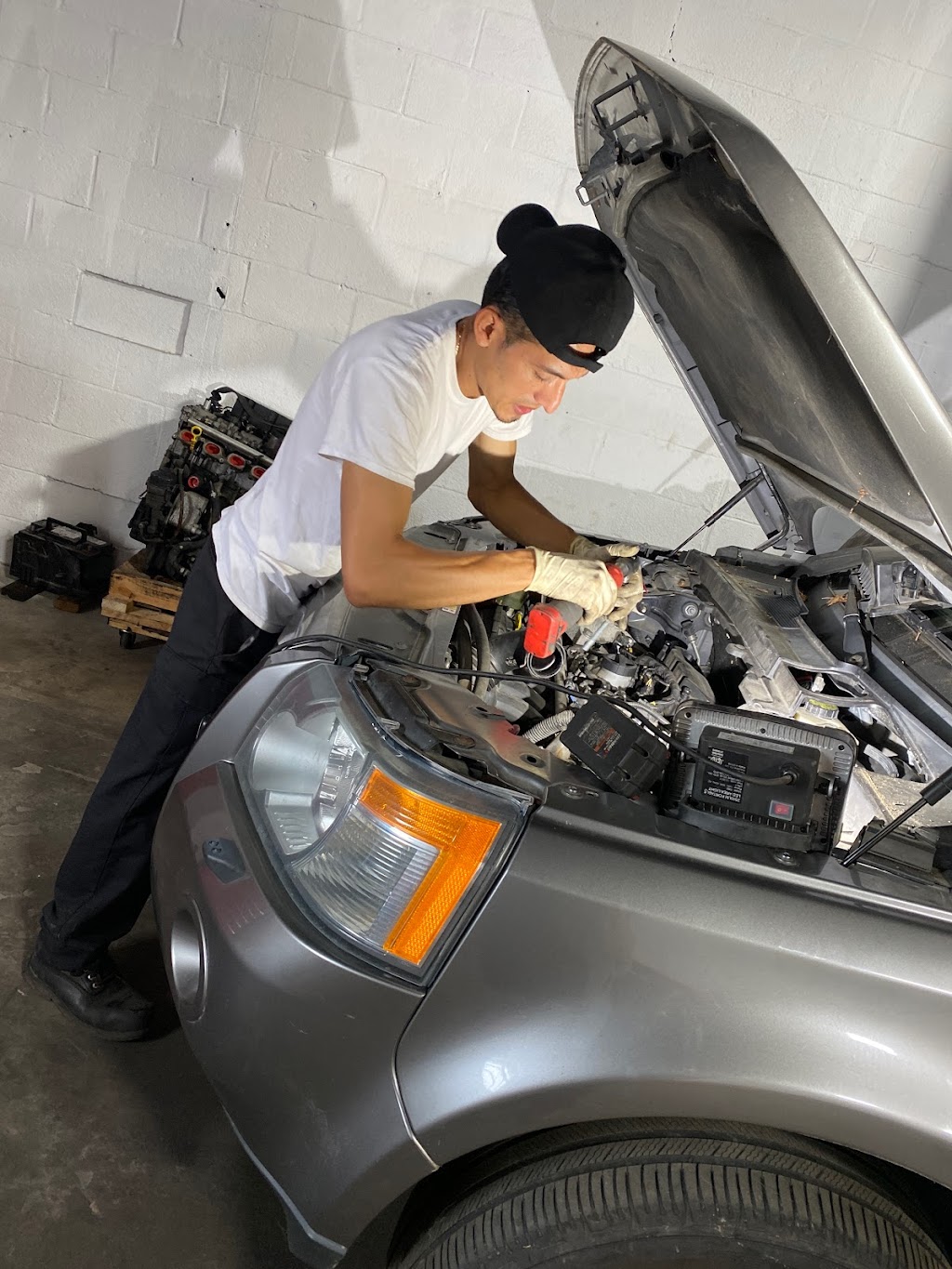 Genuine Auto Repair | 6711 Ammendale Rd, Beltsville, MD 20705, USA | Phone: (301) 385-6082