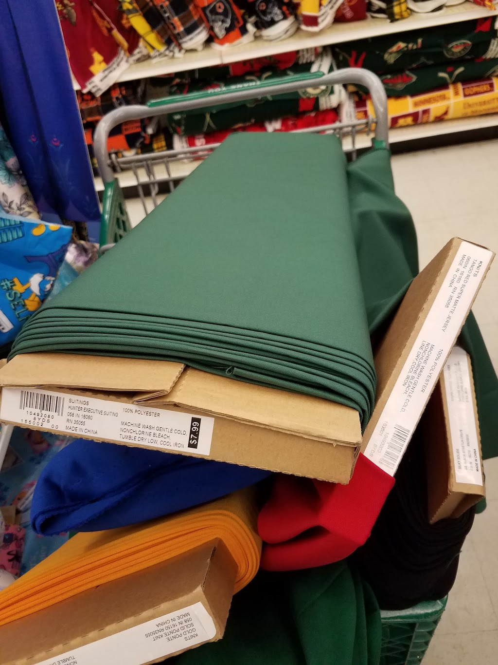 Viking Sewing Gallery | 8208 Tamarack Village, Woodbury, MN 55125, USA | Phone: (651) 501-6022