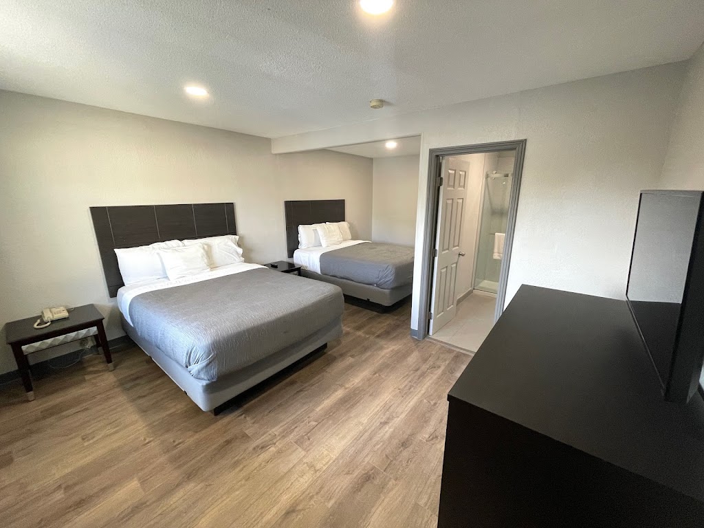 Sequoia Motel | 4707 E Kings Canyon Rd, Fresno, CA 93702, USA | Phone: (559) 252-3646