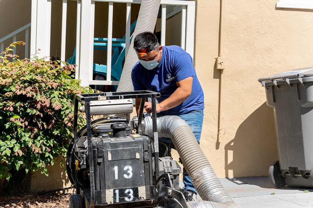 Attic Pros | 718 Douglas Ave, Oakland, CA 94603, USA | Phone: (800) 543-0382