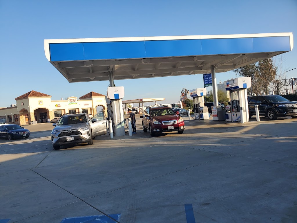 Chevron | 36005 6th St, Traver, CA 93673, USA | Phone: (559) 897-1186