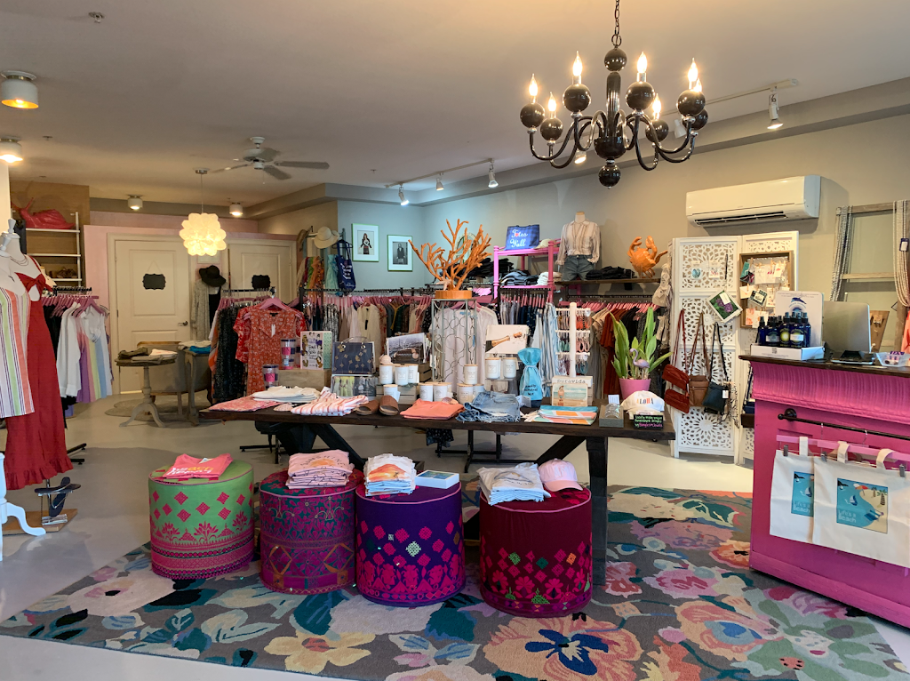 Pink & Navy | 216 Pine Ave, Anna Maria, FL 34216, USA | Phone: (941) 567-4000