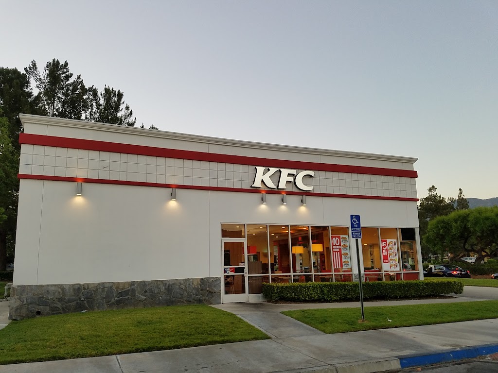 KFC | 4694 University Pkwy, San Bernardino, CA 92407, USA | Phone: (909) 880-8118