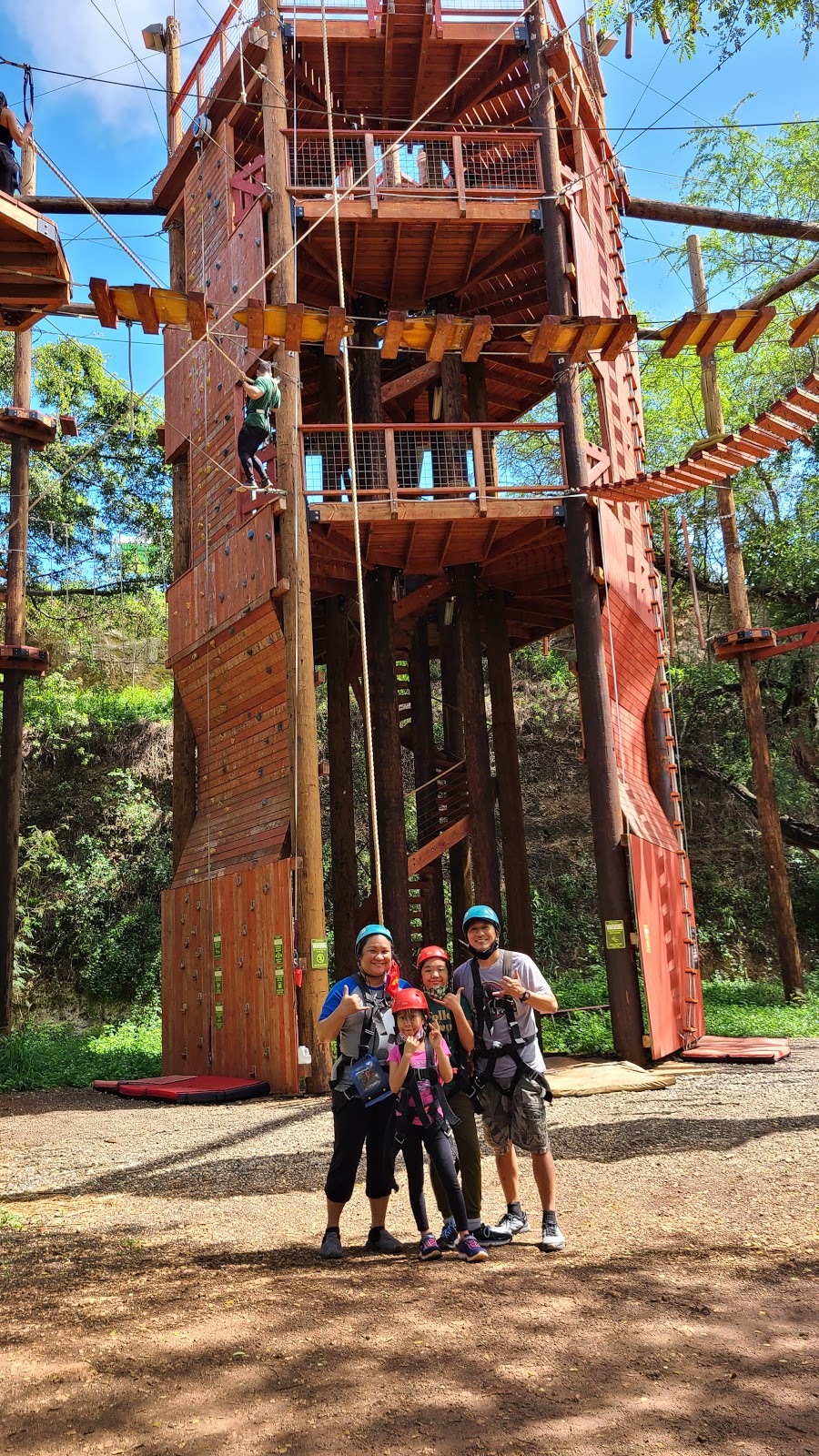 Coral Crater Adventure Park | 91-1780 Midway St, Kapolei, HI 96707, USA | Phone: (808) 626-5773