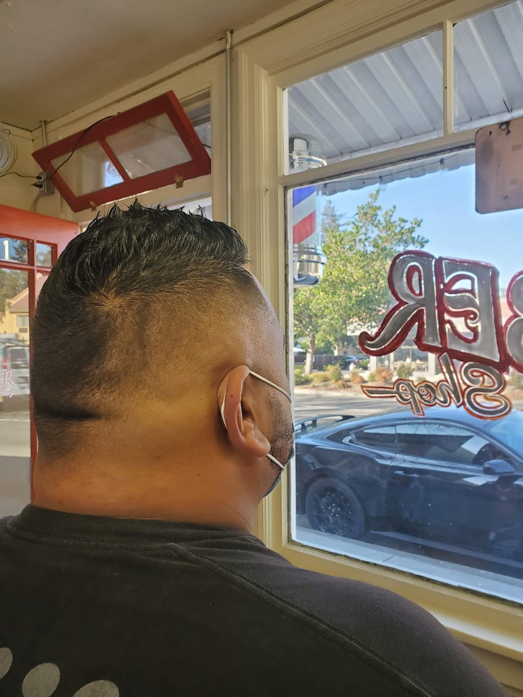 Mannys barbershop | 1051 W El Camino Real, Mountain View, CA 94040, USA | Phone: (650) 386-6400