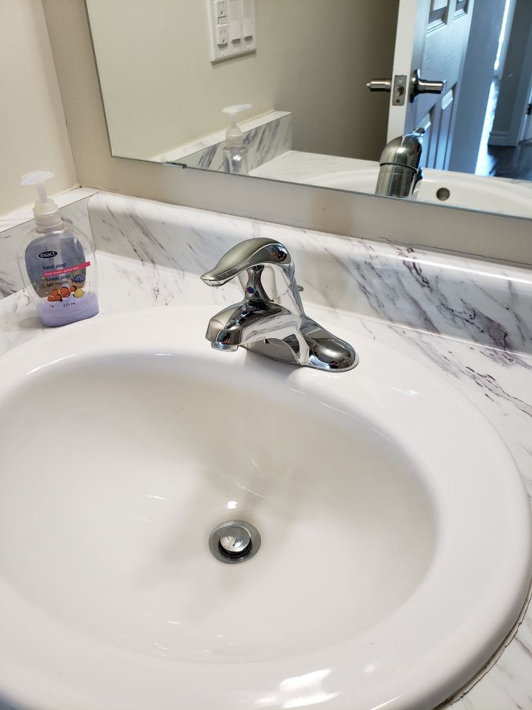 Hellamaid Niagara | 108 Geneva St Unit H, St. Catharines, ON L2R 4N2, Canada | Phone: (289) 812-8155