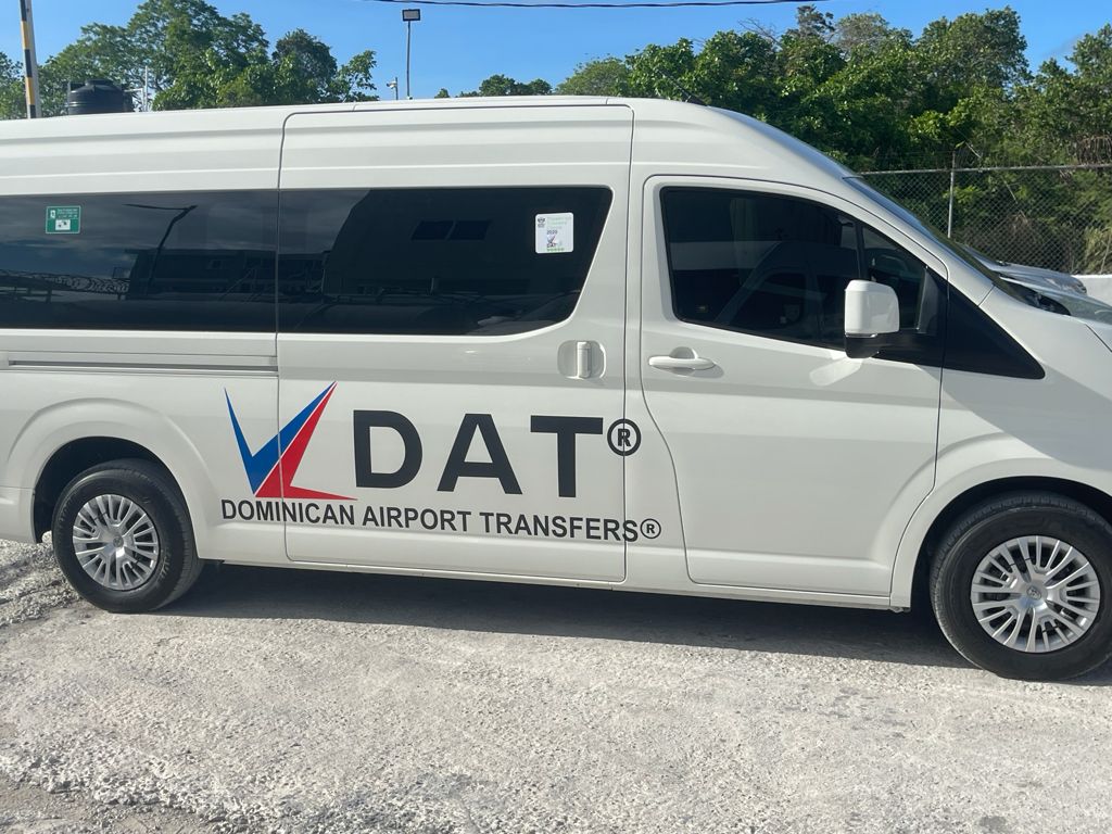 Dominican Airport Transfers® (DAT) | 3985 Prairie Reserve Blvd, Orlando, FL 32824, USA | Phone: (321) 525-1096