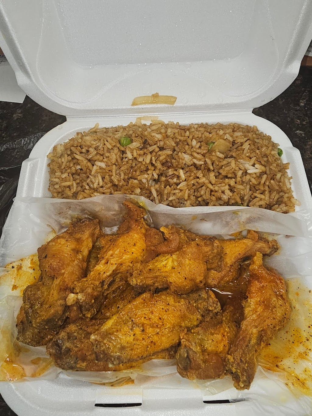 Juicy Wing & Seafood | 620 Cypress Gardens Blvd, Winter Haven, FL 33880, USA | Phone: (863) 229-7711