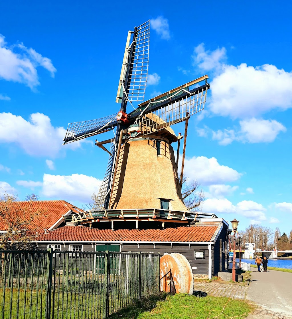 Kinderboerderij De Buiktuin | Noordhollandschkanaaldijk 19, 1034 ZL Amsterdam, Netherlands | Phone: 020 631 4376