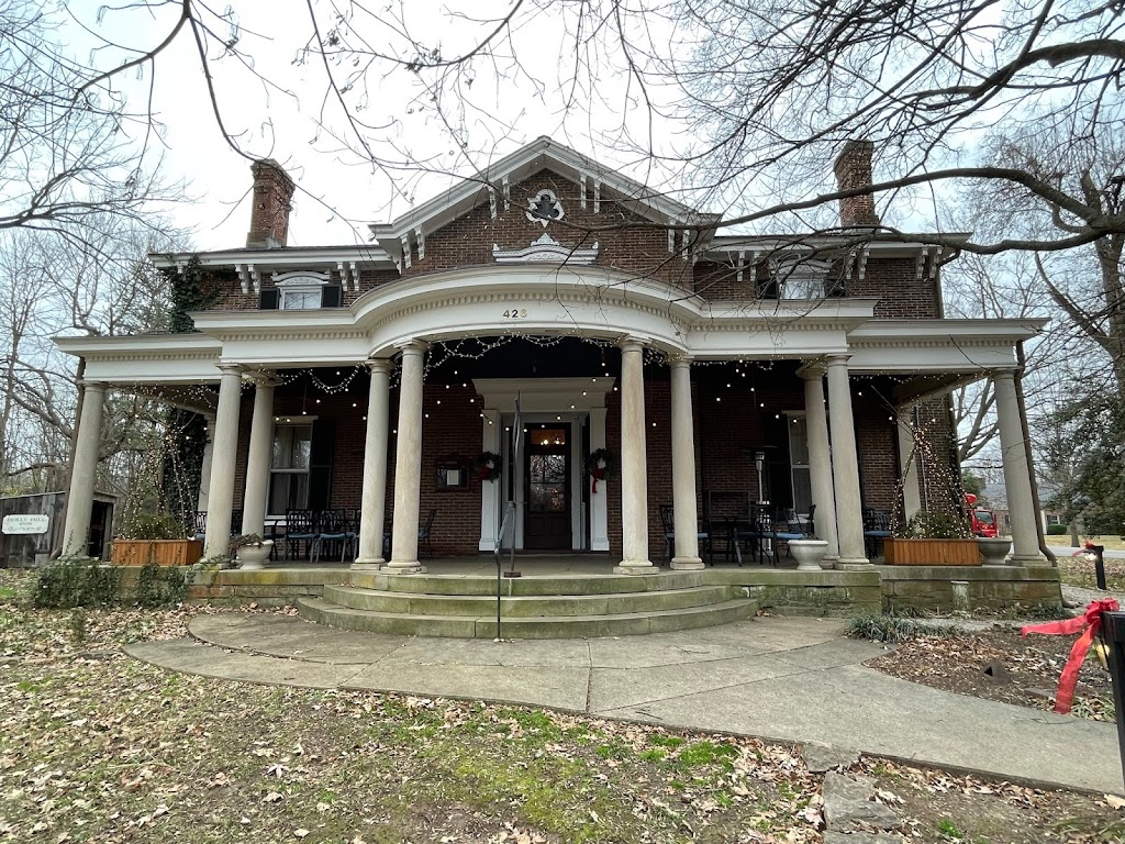 Holly Hill Inn | 426 N Winter St, Midway, KY 40347, USA | Phone: (859) 846-4732