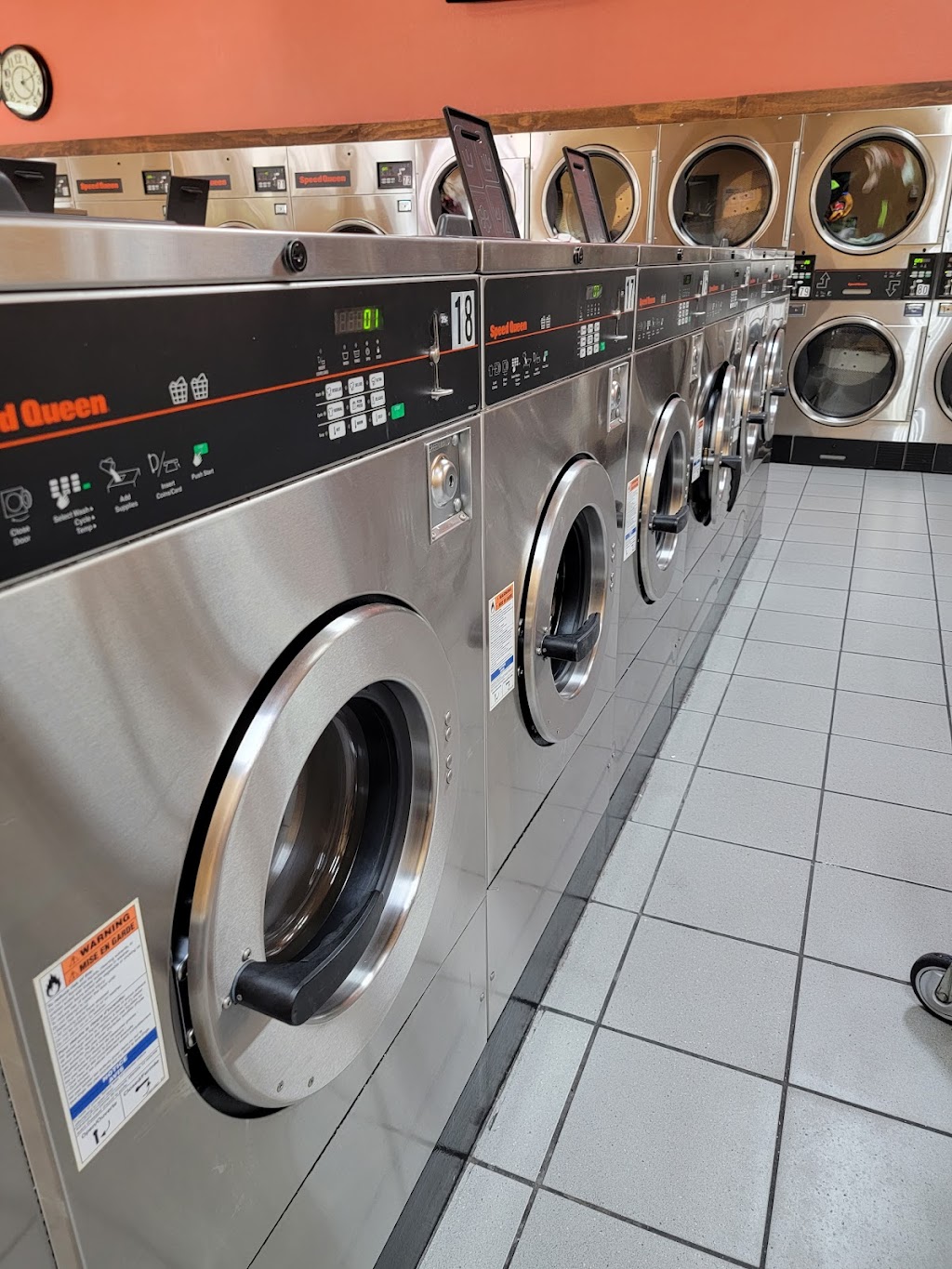 Tiny Bubbles Laundry | 2460 E Arkansas Ln, Arlington, TX 76014, USA | Phone: (817) 462-8127