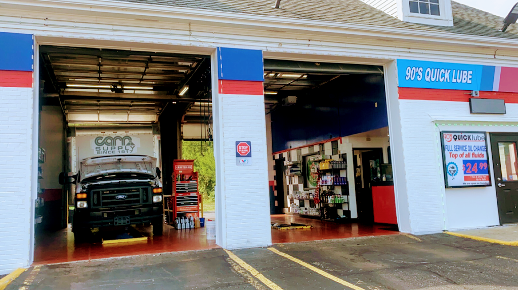 90s Quick Lube Valvoline | 7585 Highland Rd, Waterford Twp, MI 48327, USA | Phone: (248) 599-3160