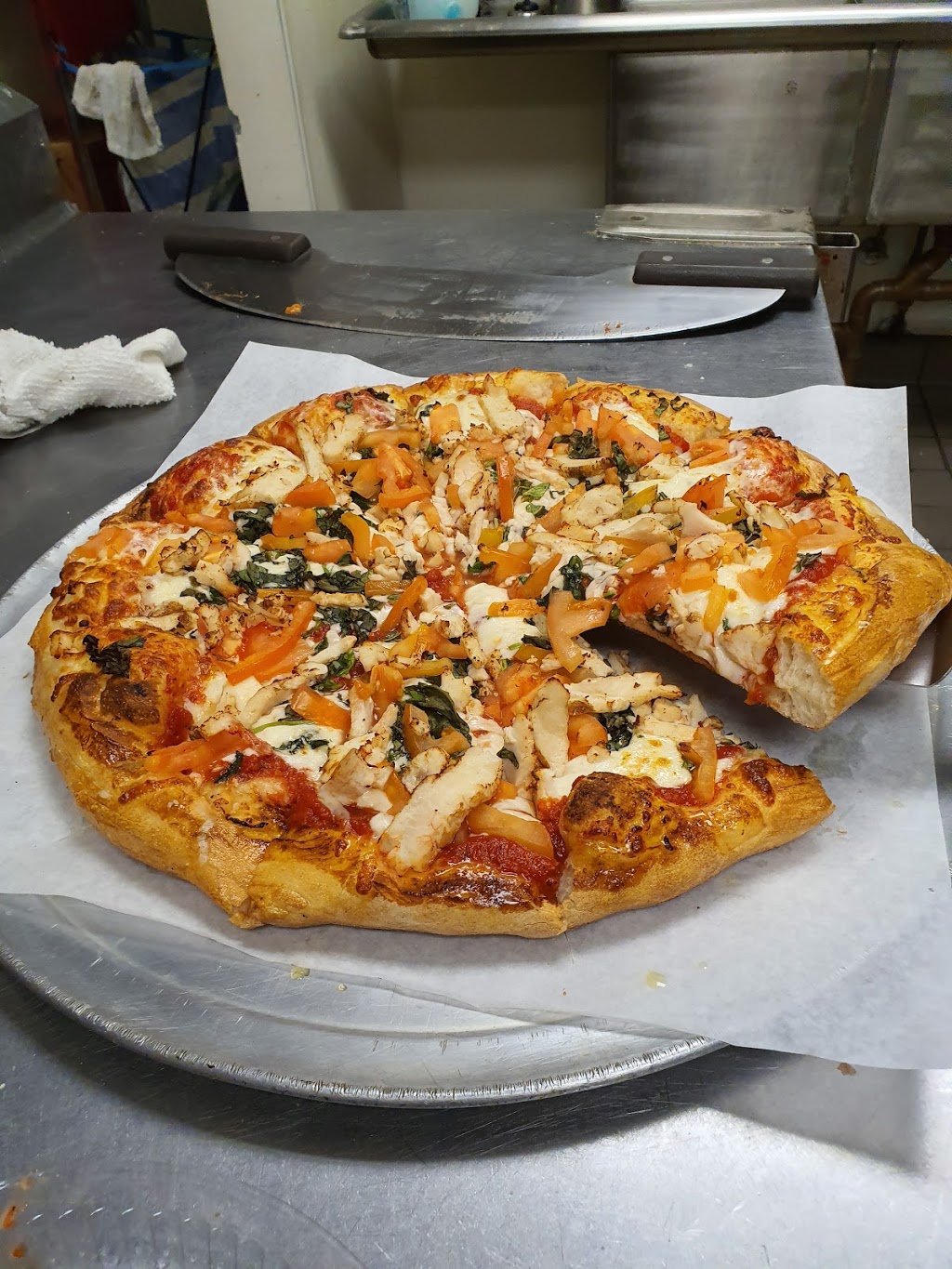 Anthonys Pizza & Pasta | 13100 Magnolia Ave, Corona, CA 92879 | Phone: (951) 279-6960
