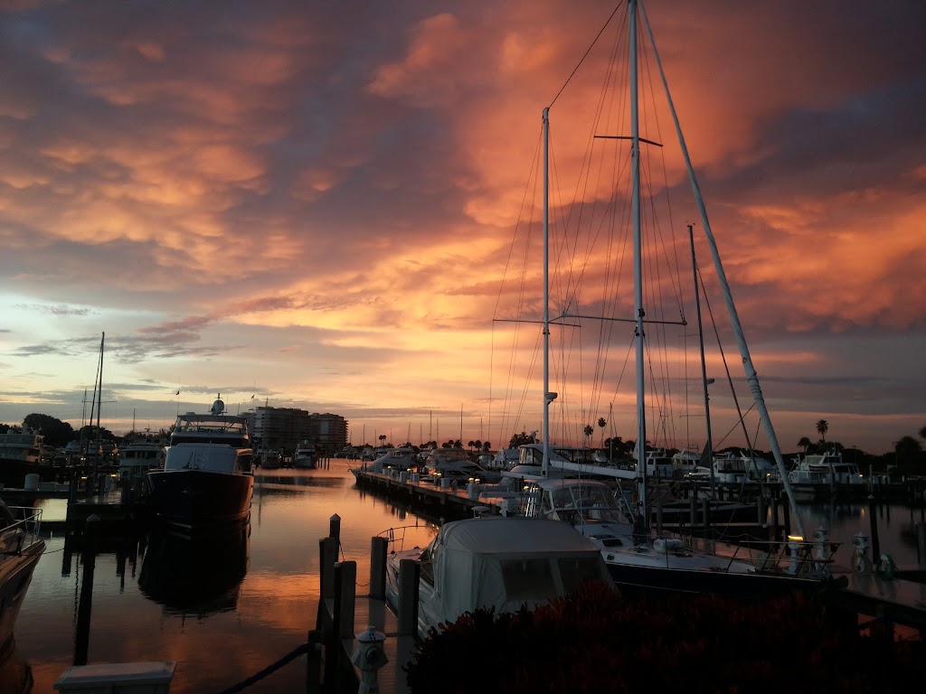 Longboat Key Club Moorings | 2630 Harbourside Dr, Longboat Key, FL 34228, USA | Phone: (941) 383-8383