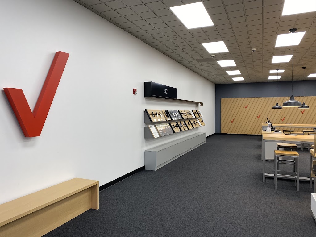 Verizon | 64 Shops at 5 Way, Plymouth, MA 02360, USA | Phone: (508) 746-7333