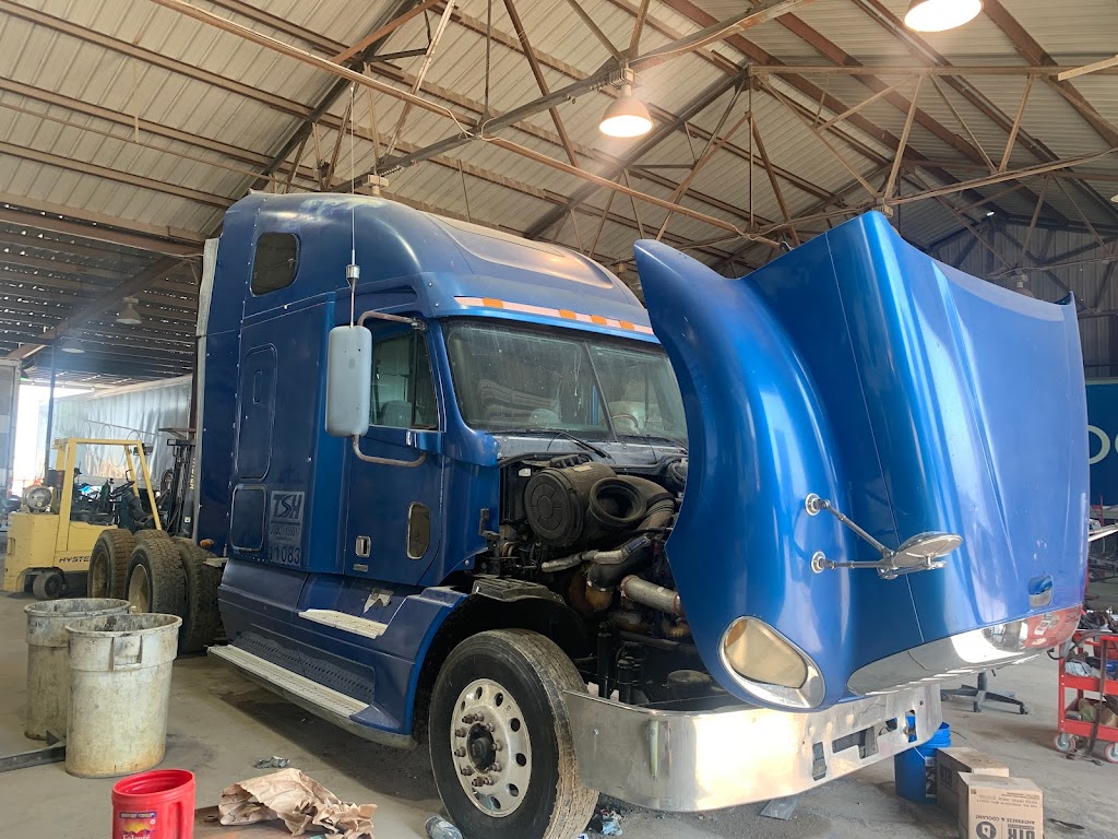 SNF Diesel & Automotive Llc | 53 Day Rd, Roanoke, TX 76262, USA | Phone: (817) 319-5132