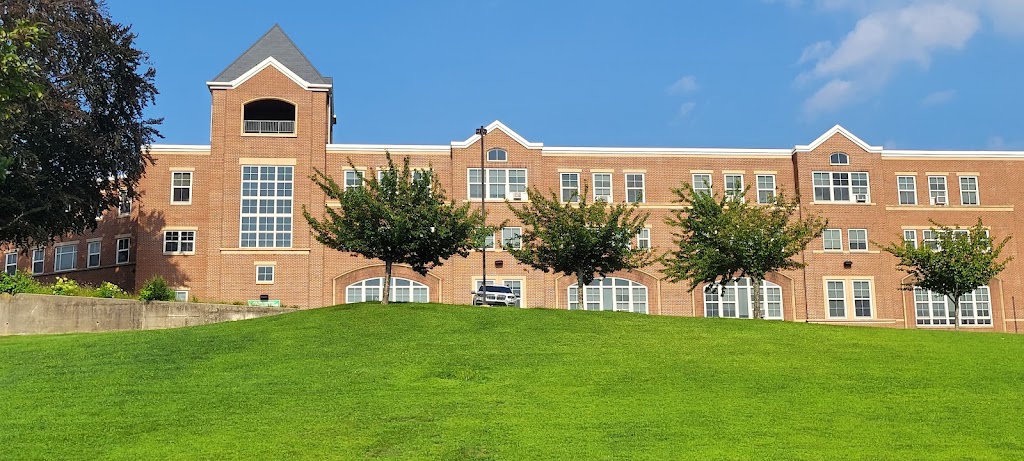 Sleepy Hollow High School | 210 North Broadway, Sleepy Hollow, NY 10591, USA | Phone: (914) 631-8838