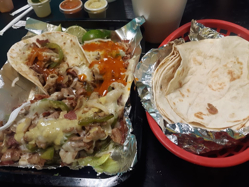 Tacos El Barrio | 2705 NE 28th St STE 108, Fort Worth, TX 76111, USA | Phone: (817) 882-6779