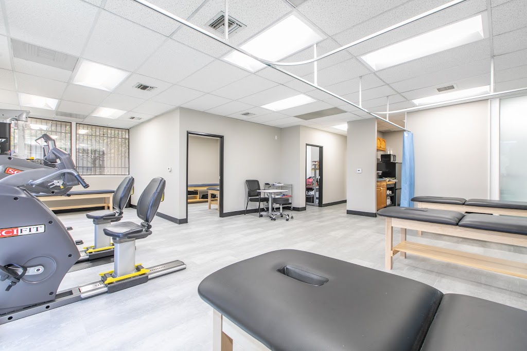 Dynamic Physical Therapy Woodland Hills | 21201 Victory Blvd #103, Woodland Hills, CA 91303, USA | Phone: (818) 854-6375