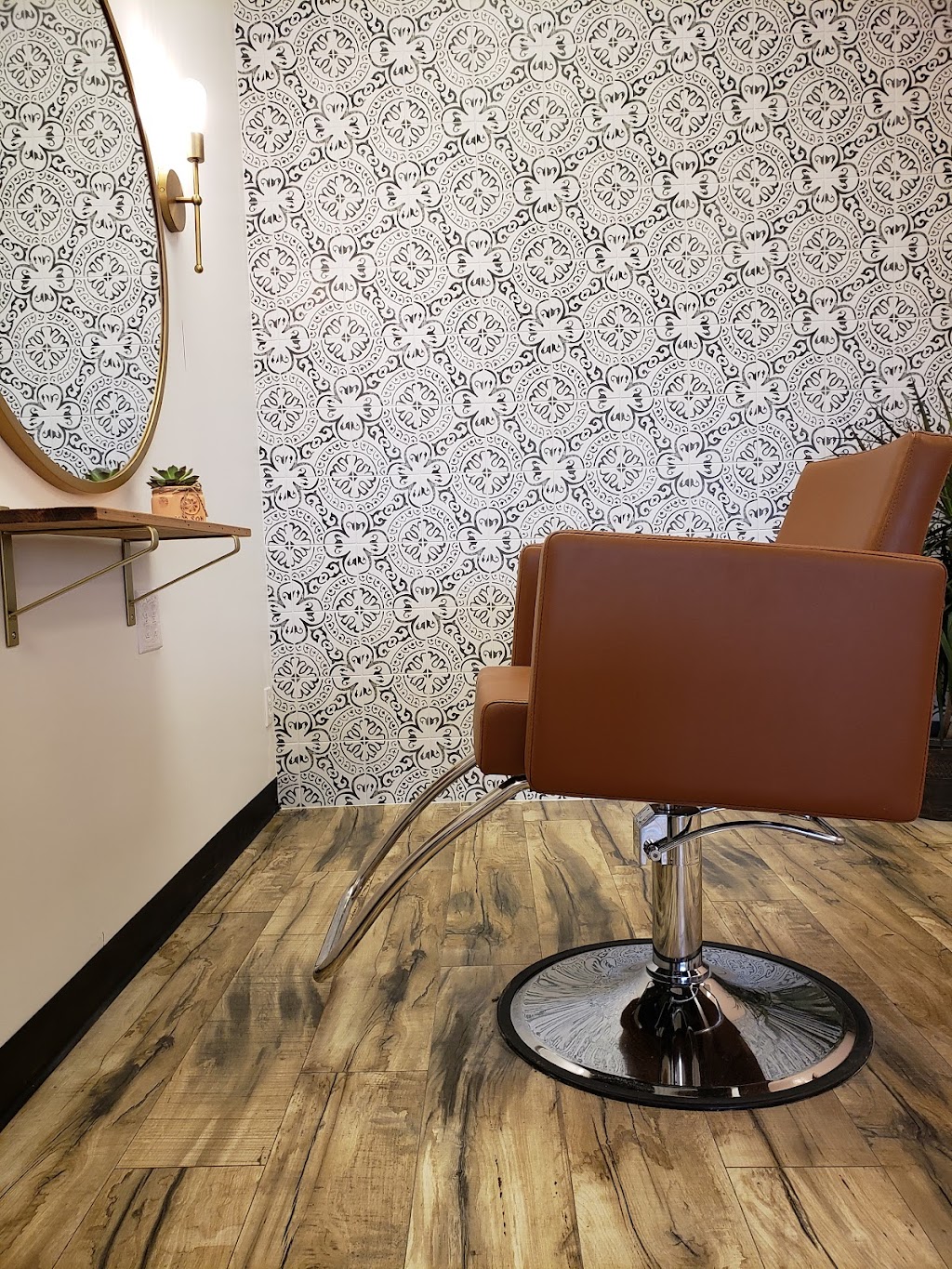 Ash and Ivy Salon | 234 N 114th St, Omaha, NE 68154, USA | Phone: (402) 502-3150