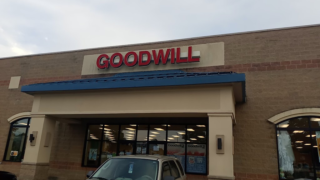 Goodwill Industries | 2528 OH-59, Kent, OH 44240, USA | Phone: (330) 677-5402