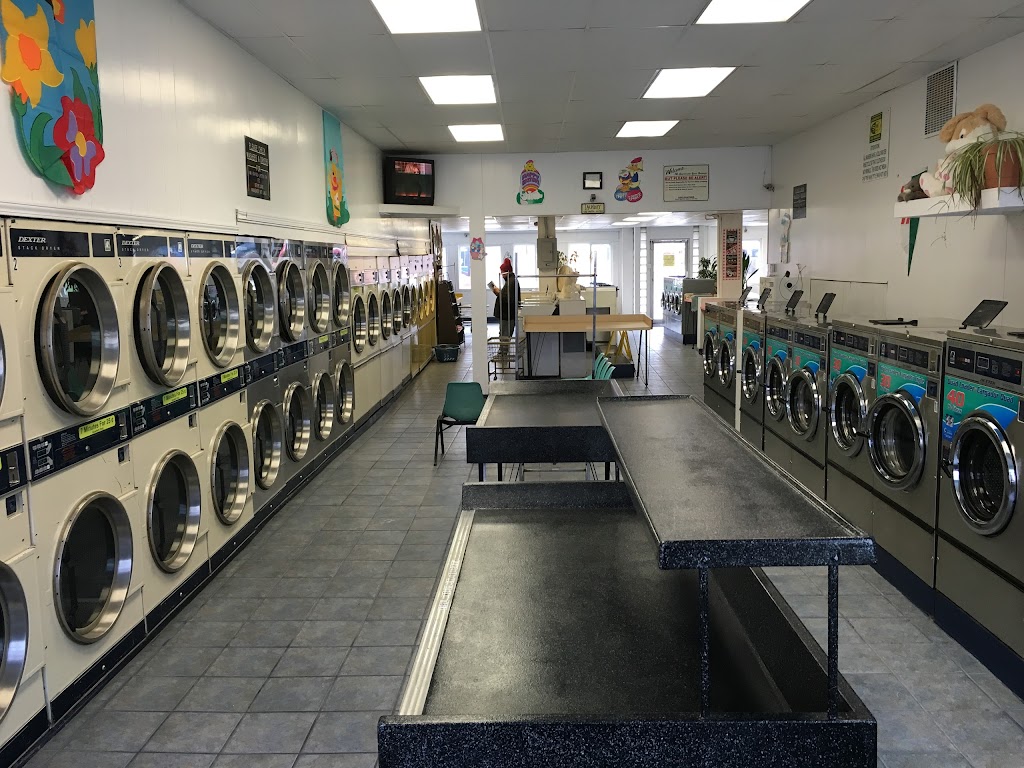 Slick Willys Laundromats | 116 N Locust St, Oak Harbor, OH 43449, USA | Phone: (419) 307-6655