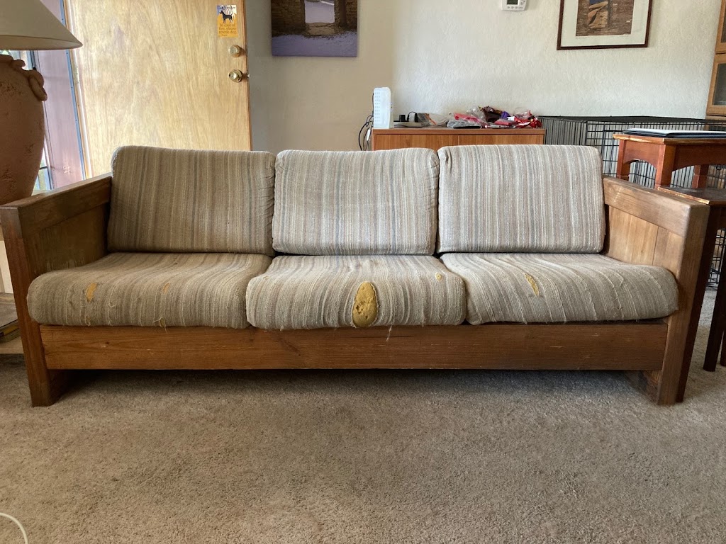 CJs Upholstery and Refinishing | 7822 4th St NW, Albuquerque, NM 87107, USA | Phone: (505) 898-7300