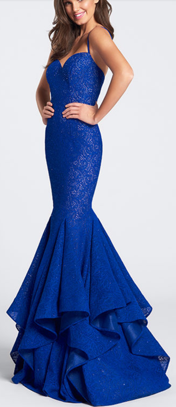 The Red Carpet Boutique Formal Wear | 5720 Dempster St, Morton Grove, IL 60053, USA | Phone: (847) 965-8066